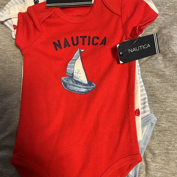 6-9 month boys Nautica bodysuit 4 pack - Picture 2 of 6